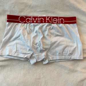 Men’s Calvin Klein Trunks - Size Medium